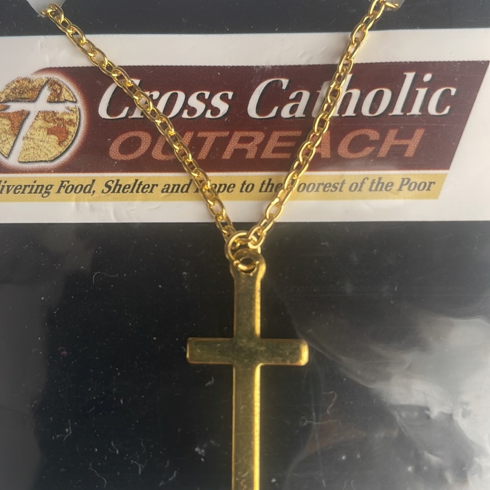 Cross necklace - Picture 2 of 3